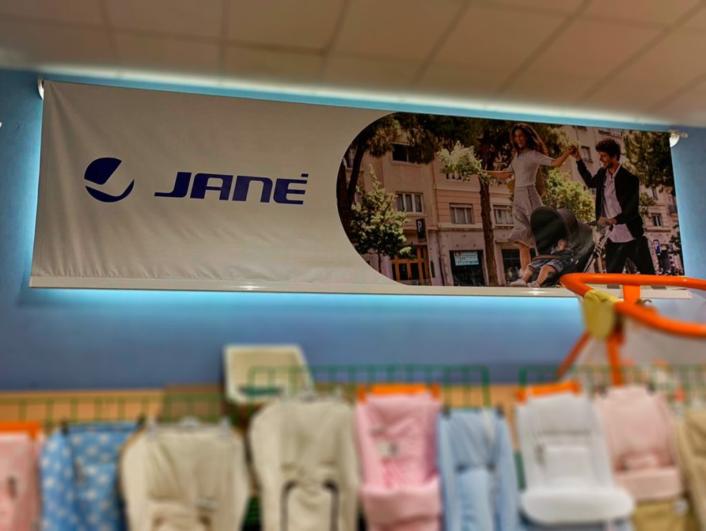 pancartas publicitarias en lucena